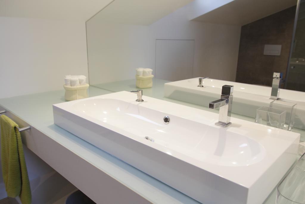 Design Duplex Apartment Ba/ Chiado 리스본 객실 사진